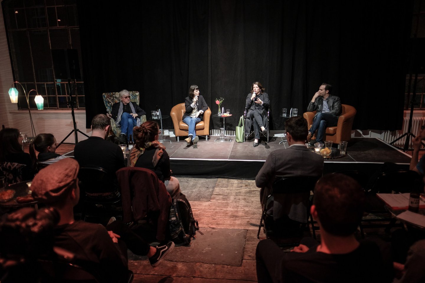 #myself podium publikum studenten studenten reinhold bilgeri tanja wehsely emmanuel fleckenstein talk wuk figlhaus wien akademie für dialog und evangelisation