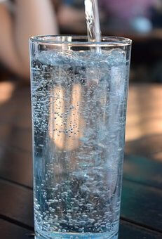 Wasserglas